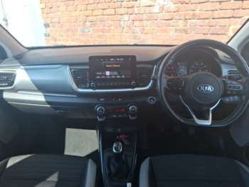 Used Kia Stonic 2021 for sale - 74836556: Photo
