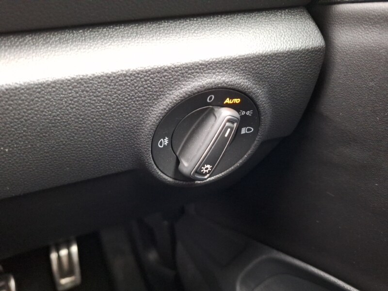 Used Volkswagen T-Roc 2023 for sale - 77816725: Photo 14