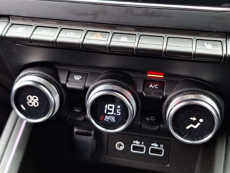 Used Renault Clio 2023 for sale - 76579096: Photo 14