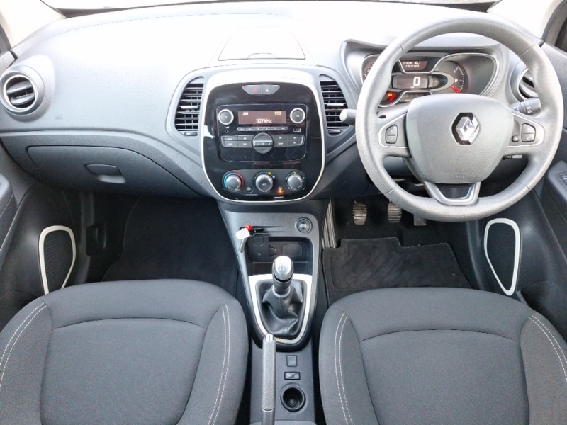 Used Renault Captur 2018 for sale - 77252064: Photo 2