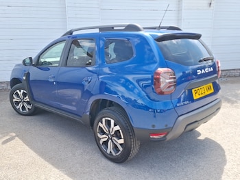 Used Dacia Duster 2023 for sale - 79086756: Photo
