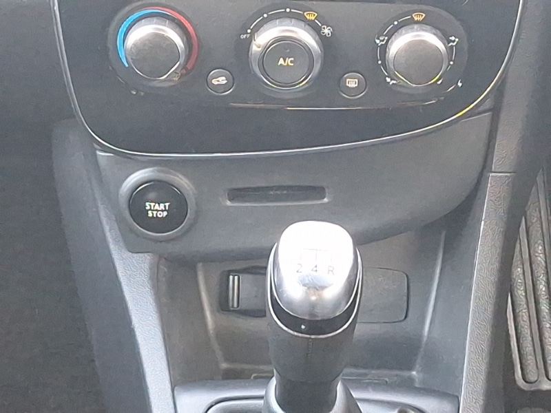 Used Renault Clio 2017 for sale - 77070340: Photo 11