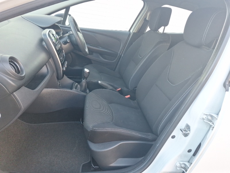 Used Renault Clio 2017 for sale - 77070340: Photo 5