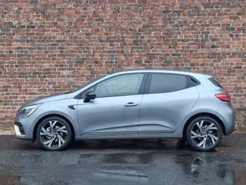 Used Renault Clio 2023 for sale - 74776316: Photo