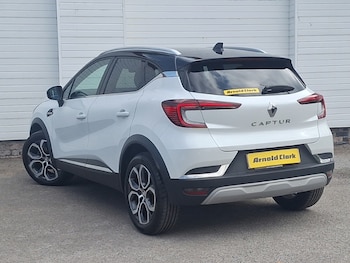 Used Renault Captur 2023 for sale - 79303050: Photo