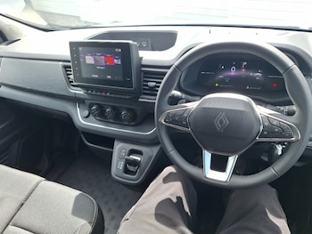 Used Renault Trafic 2025 for sale - 79569868: Photo