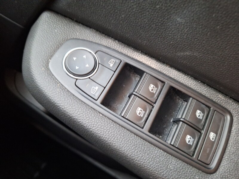 Used Renault Clio 2023 for sale - 77371293: Photo 13