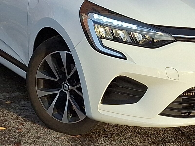 Used Renault Clio 2023 for sale - 77371293: Photo 9