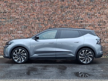 Used Renault Scenic E-Tech 2024 for sale - 75926272: Photo