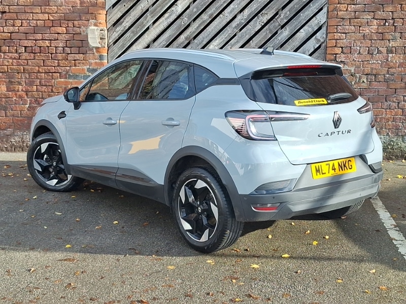 Used Renault Captur 2024 for sale - 76543413: Photo 3