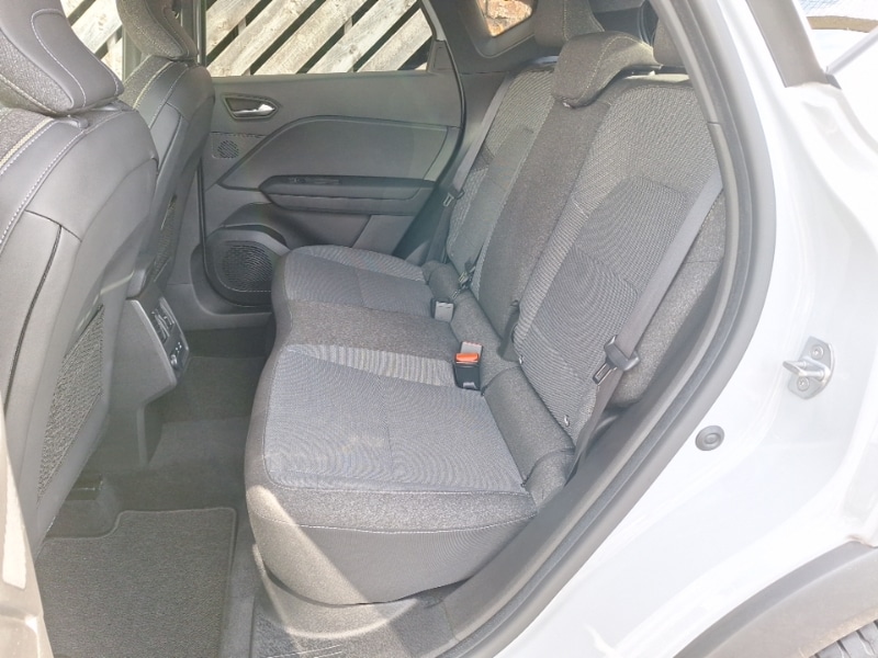 Used Renault Captur 2024 for sale - 76543413: Photo 6