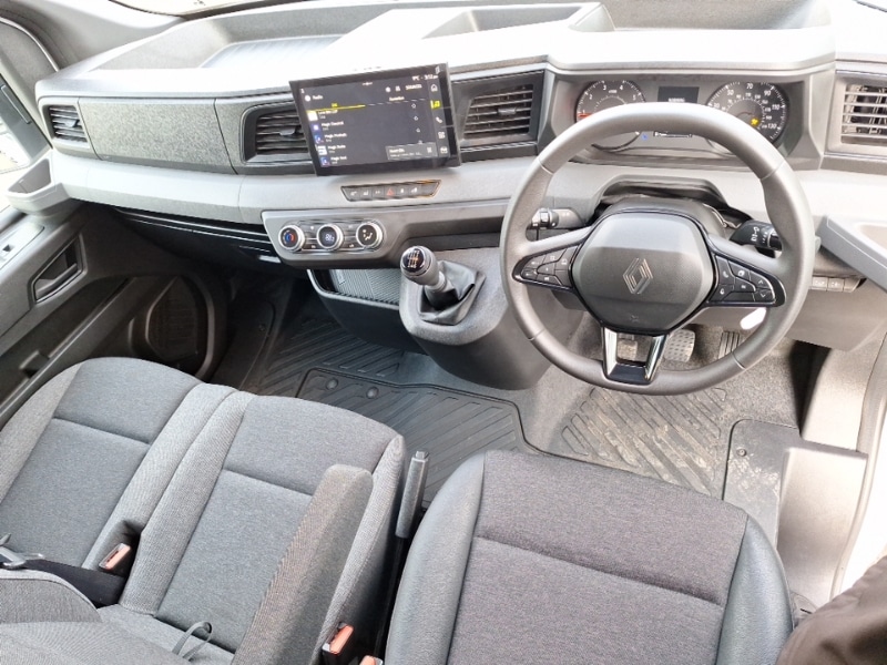 Used Renault Master 2025 for sale - 77856177: Photo 2