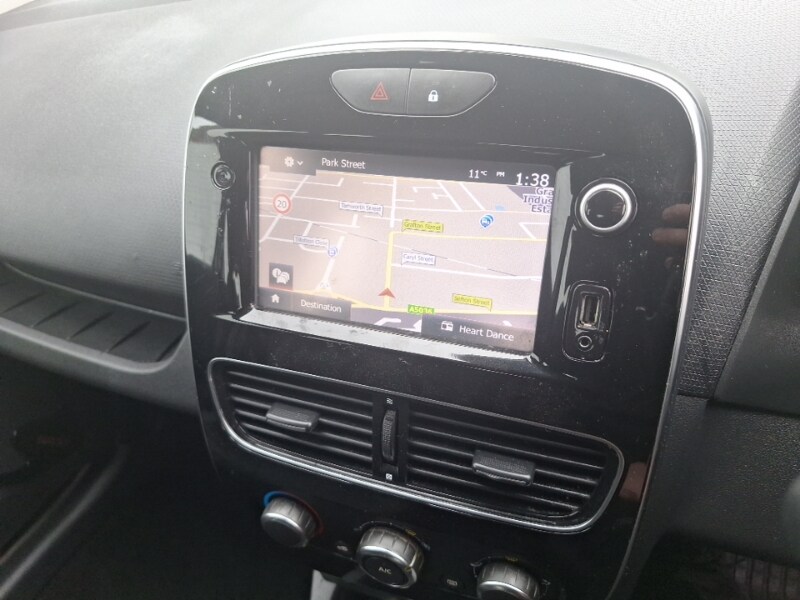 Used Renault Clio 2018 for sale - 77816720: Photo 18