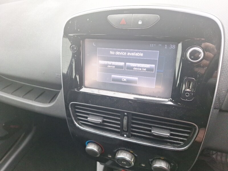 Used Renault Clio 2018 for sale - 77816720: Photo 19