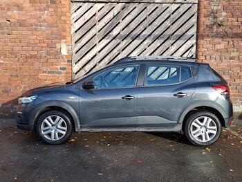 Used Dacia Sandero Stepway 2022 for sale - 76431551: Photo