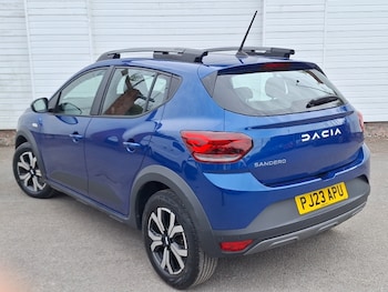 Used Dacia Sandero Stepway 2023 for sale - 79056296: Photo