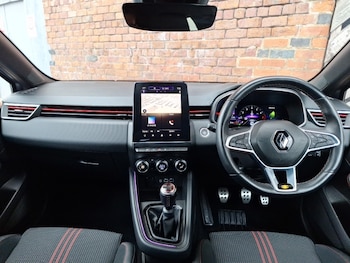 Used Renault Clio 2023 for sale - 76331758: Photo 2