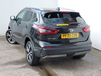Used Nissan Qashqai 2021 for sale - 77660885: Photo