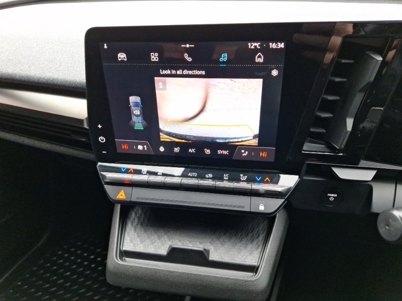 Used Renault Megane E Tech 2023 for sale - 76335611: Photo 17