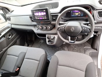 Used Renault Trafic 2025 for sale - 77760990: Photo