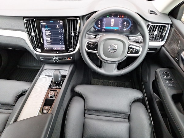 Used Volvo V60 2025 for sale - 76160490: Photo 7