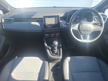 Used Renault Clio 2025 for sale - 79231358: Photo