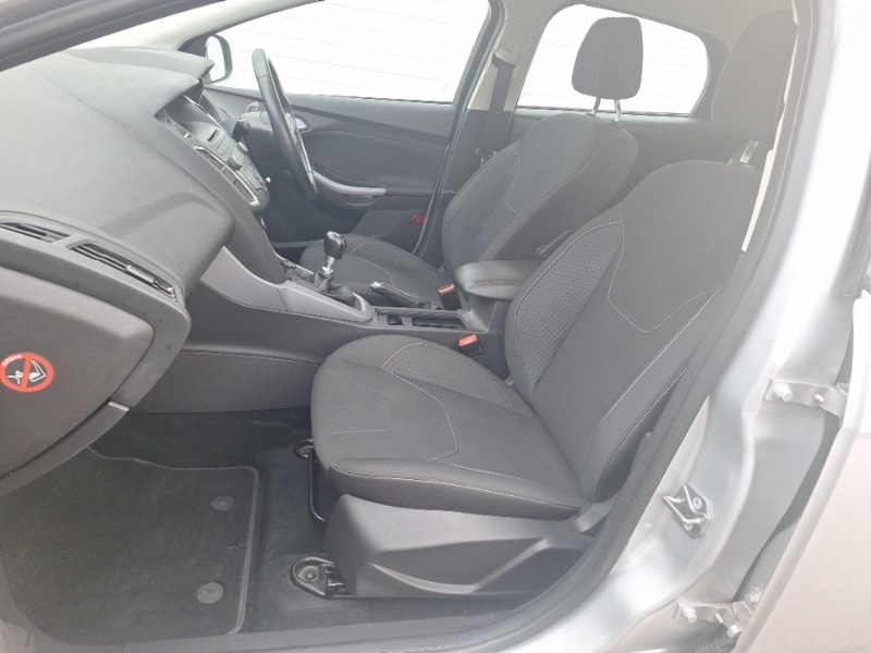 Used Ford Focus 2015 for sale - 77173857: Photo 5