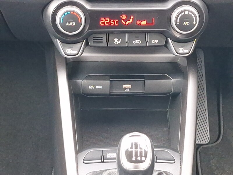 Used Kia Stonic 2022 for sale - 77273455: Photo 11