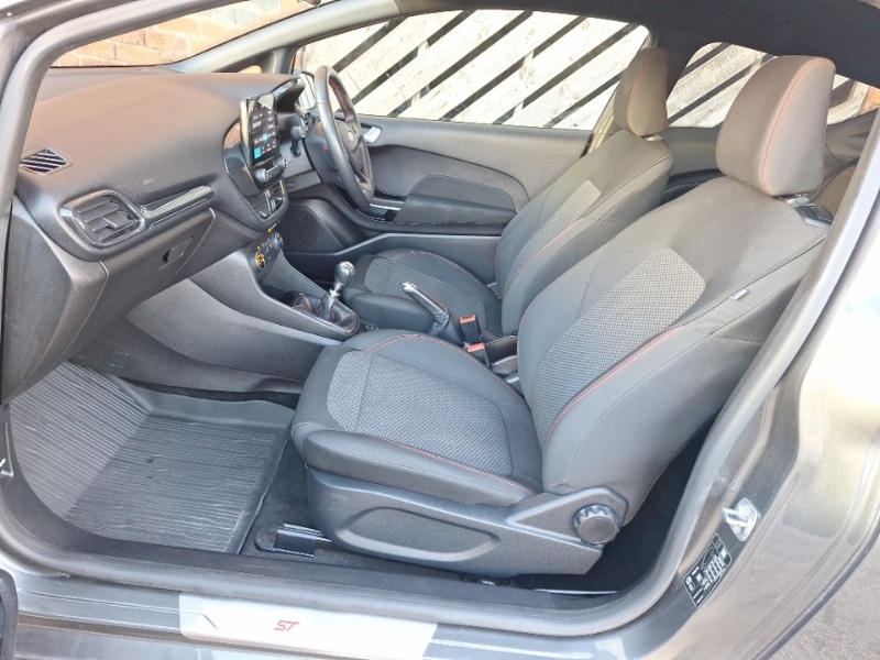 Used Ford Fiesta 2018 for sale - 76651489: Photo 5