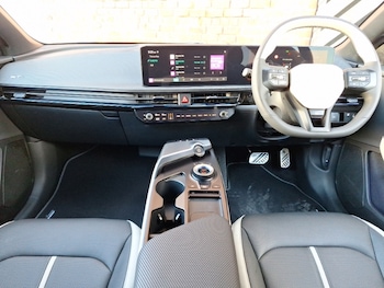 Used Kia EV6 2025 for sale - 76699828: Photo