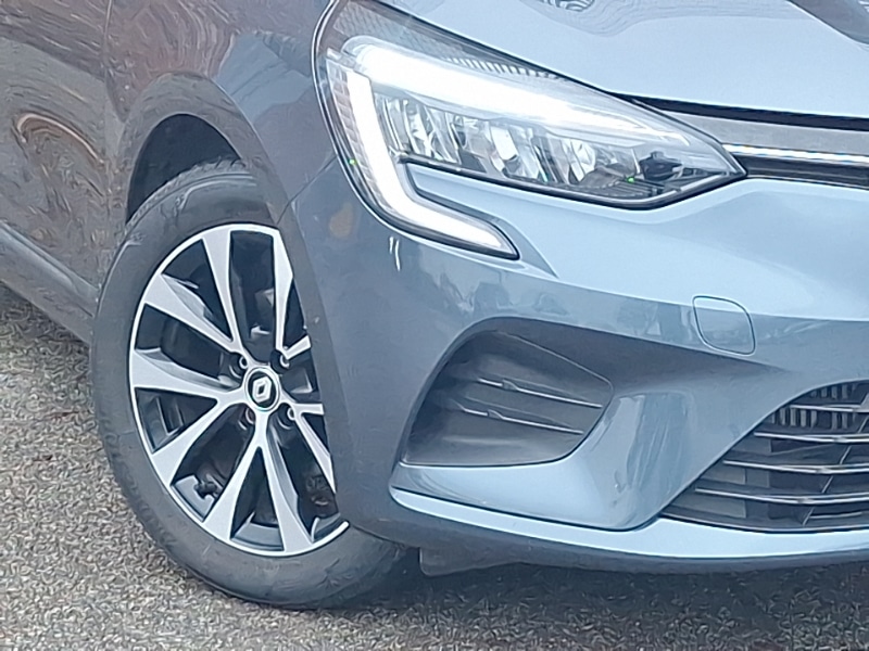 Used Renault Clio 2021 for sale - 76683648: Photo 9