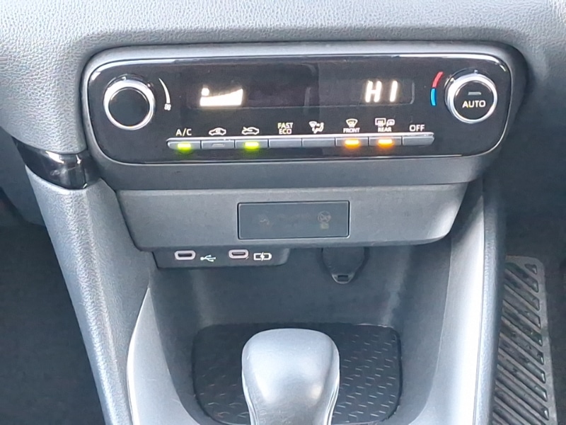 Used Mazda Mazda2 HYBRID 2024 for sale - 77105524: Photo 11