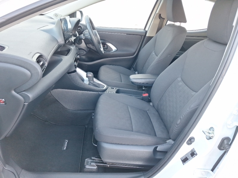 Used Mazda Mazda2 HYBRID 2024 for sale - 77105524: Photo 5