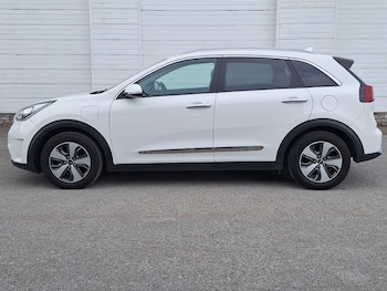 Used Kia Niro 2018 for sale - 79286570: Photo