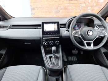 Used Renault Clio 2024 for sale - 74868367: Photo