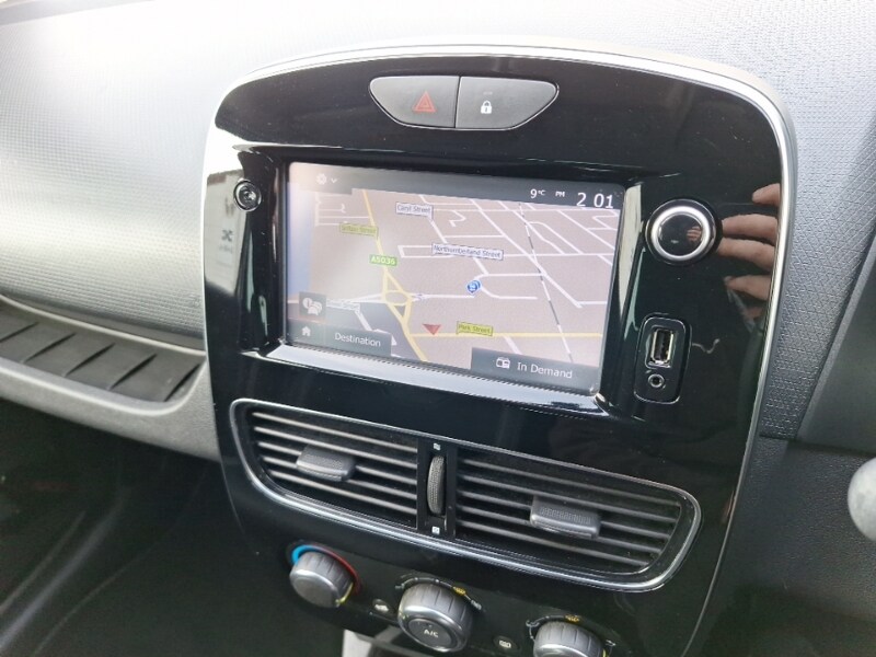 Used Renault Clio 2018 for sale - 77495393: Photo 18