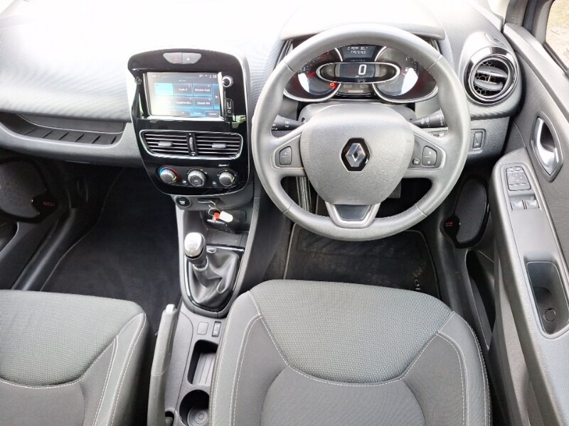 Used Renault Clio 2018 for sale - 77495393: Photo 7
