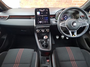 Used Renault Clio 2021 for sale - 76451289: Photo