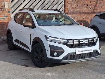 Used Dacia Sandero Stepway 2024 for sale - 77173865: Photo