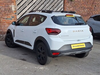 Used Dacia Sandero Stepway 2024 for sale - 77173865: Photo