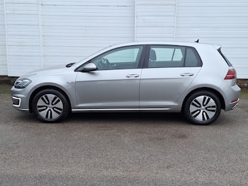 Used Volkswagen Golf 2019 for sale - 77536779: Photo