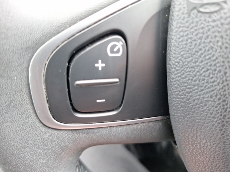 Used Renault Clio 2018 for sale - 77921806: Photo 15