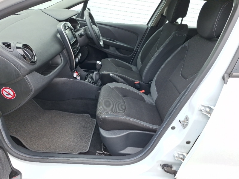 Used Renault Clio 2018 for sale - 77921806: Photo 5