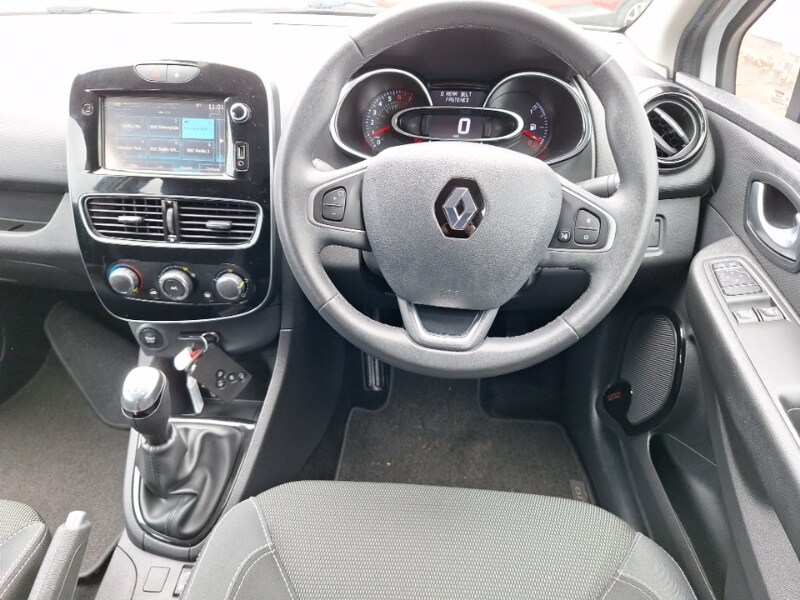 Used Renault Clio 2018 for sale - 77921806: Photo 7