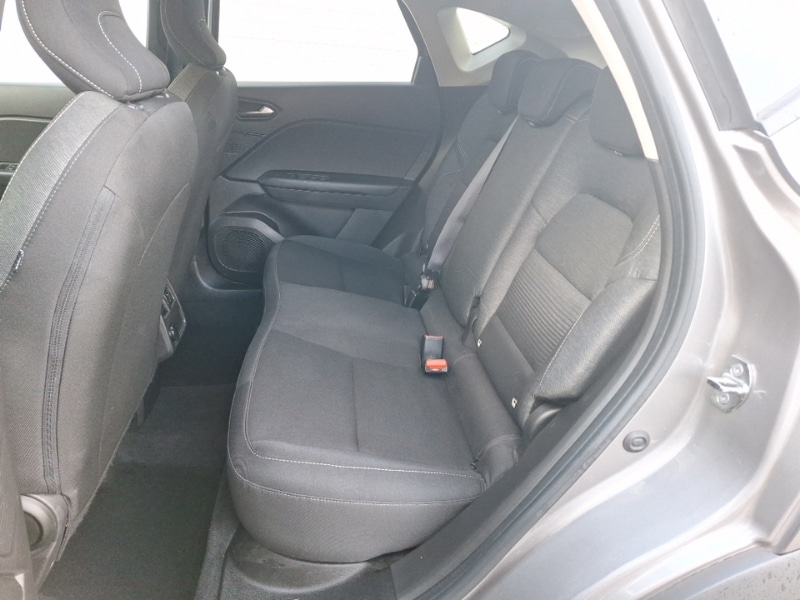 Used Renault Captur 2021 for sale - 76935558: Photo 6