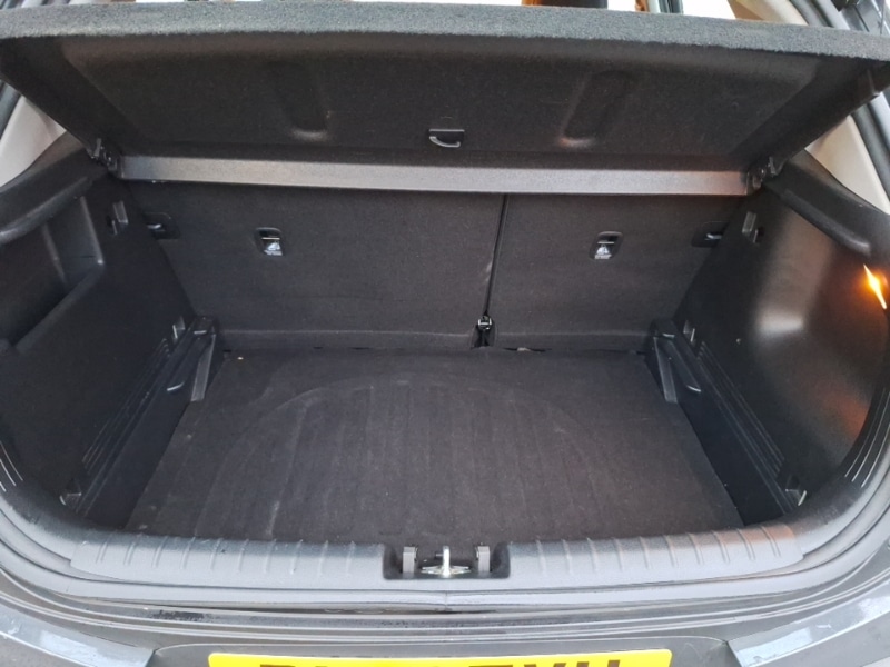 Used Kia Stonic 2022 for sale - 77644247: Photo 8