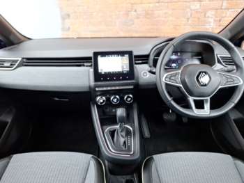Used Renault Clio 2024 for sale - 74868162: Photo