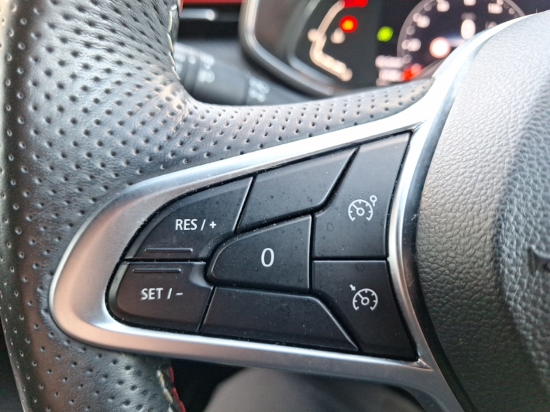 Used Renault Clio 2021 for sale - 76963878: Photo 17