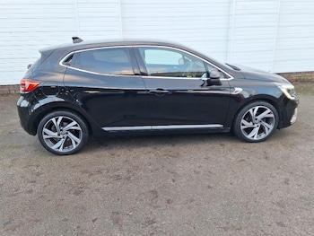 Used Renault Clio 2021 for sale - 76963878: Photo