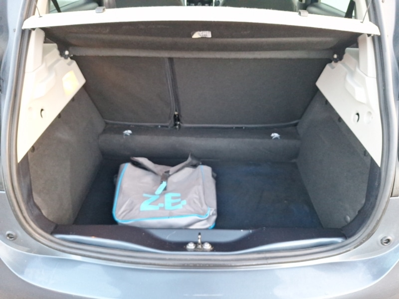 Used Renault Zoe 2019 for sale - 77605940: Photo 8